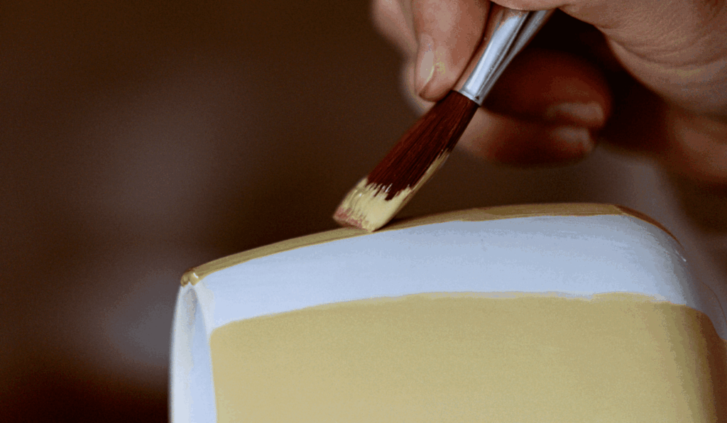 Photo Totem café peinture céramique Saintes, team building